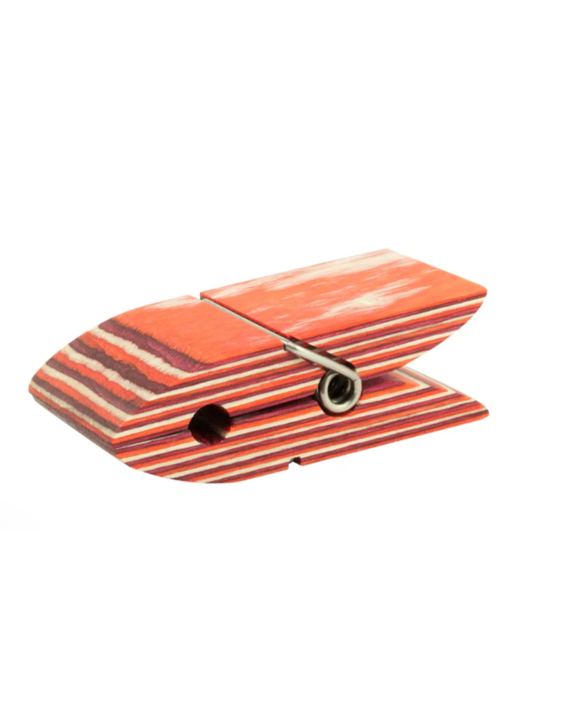 Island Bamboo/Wilshire Red Pakkawood Bag Clip discntd