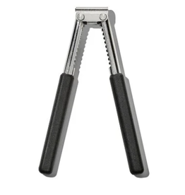 OXO Good Grips Nut and Seafood Cracker