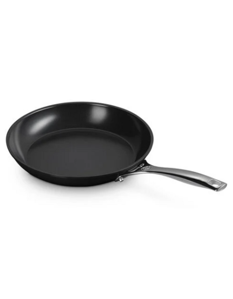 Le Creuset Essential Nonstick CERAMIC Fry Pan, 10"