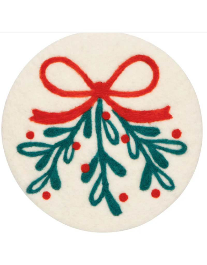 Now Designs Holiday Mistletoe Felted Wool Trivet, 8"