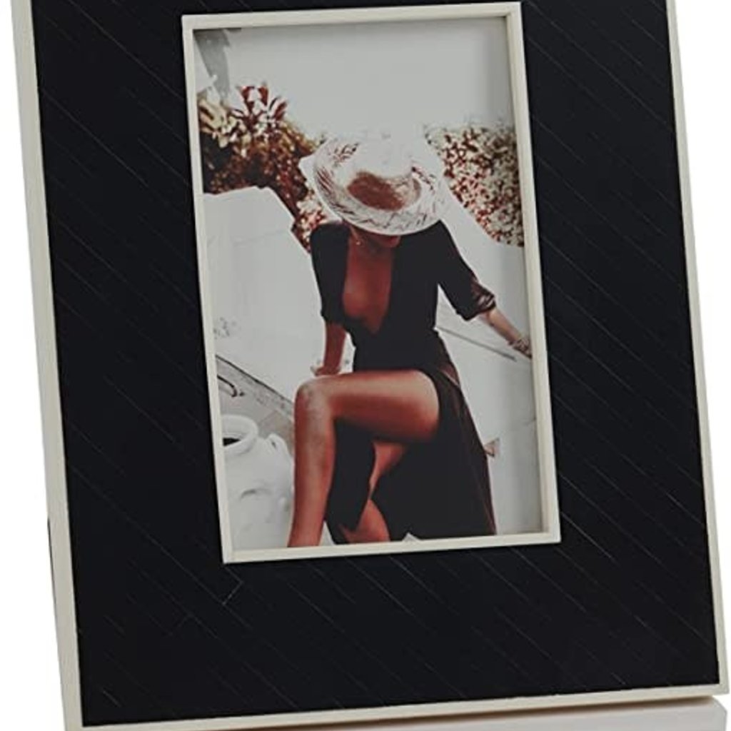 Black Bone Photo Frame with 4 x 6 Inlay