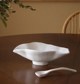 Beatriz Ball Vida Nube Small Oval Bowl with Spoon