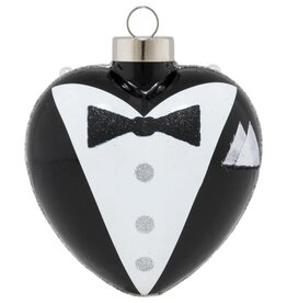 Kat and Annie Two Hearts