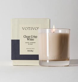 VOTIVO Clean Crisp White 10 oz. Signature Candle