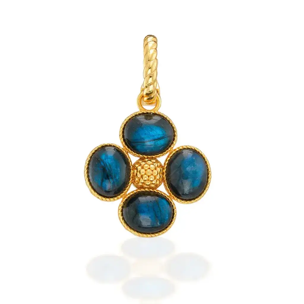 CAPUCINE DE WULF Berry Clover Double Sided Pendant - Blue Labradori