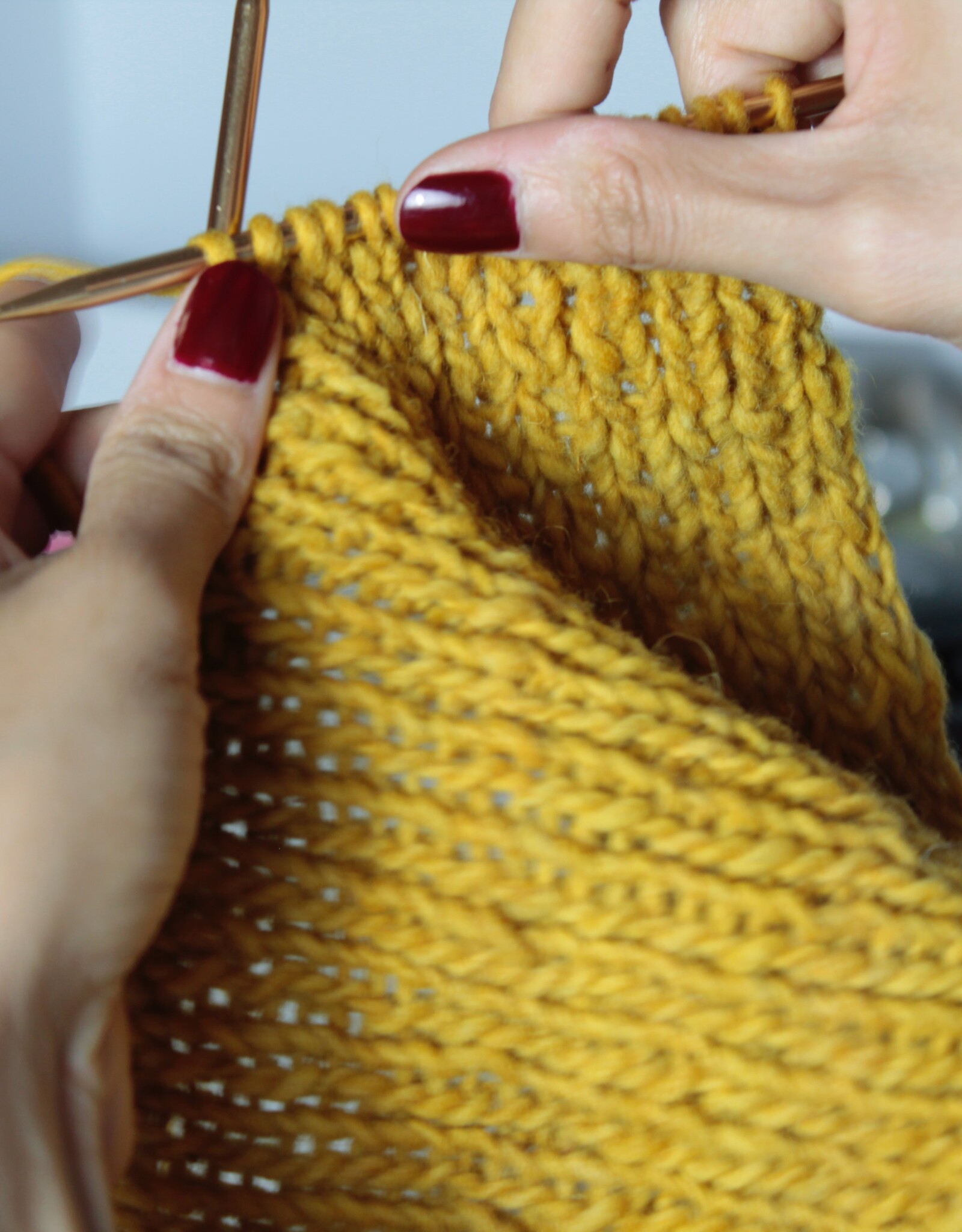 Close-Knit Yarn Cooperative Learn to Knit Class 11/2/25