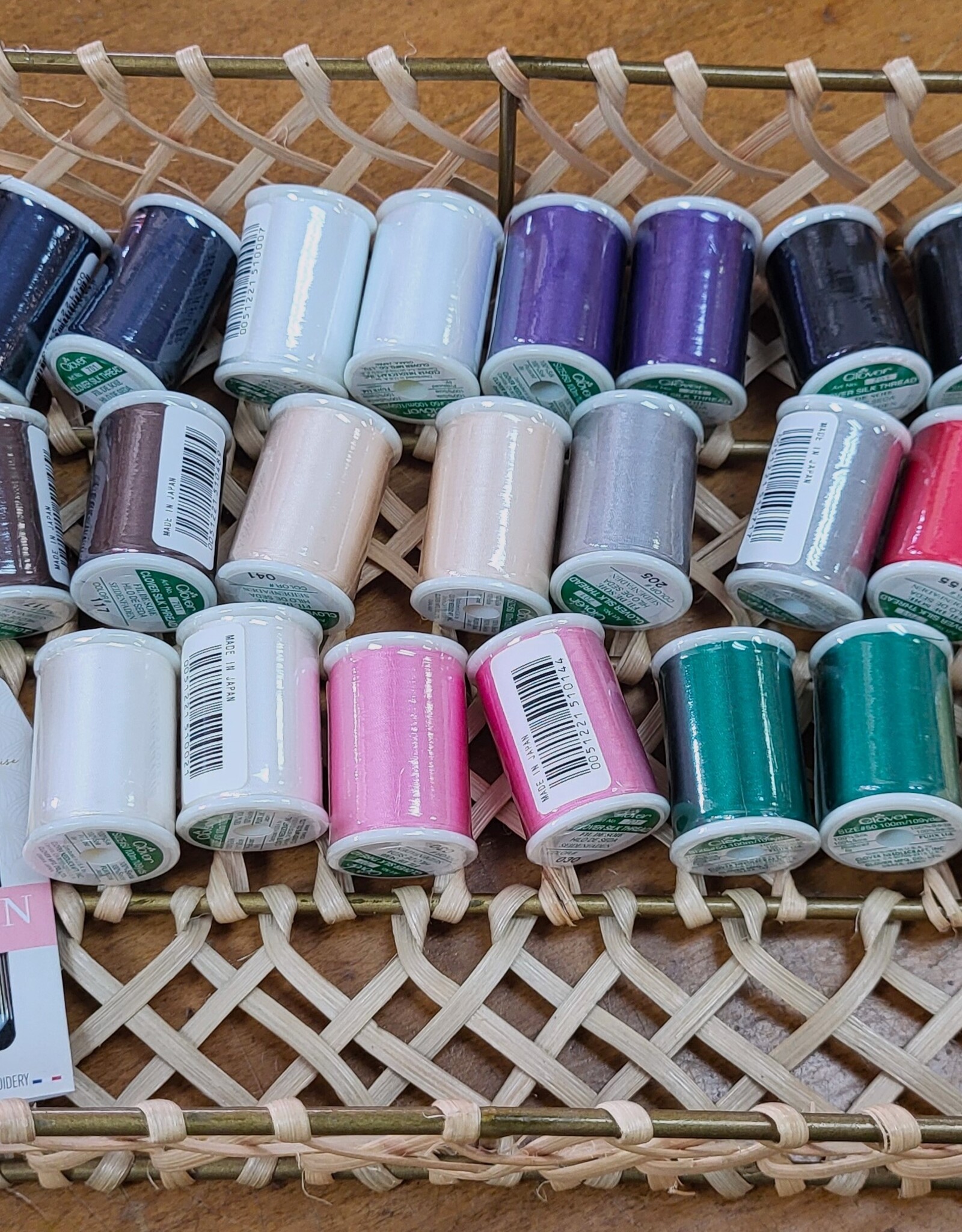 Clover Clover Silk Thread