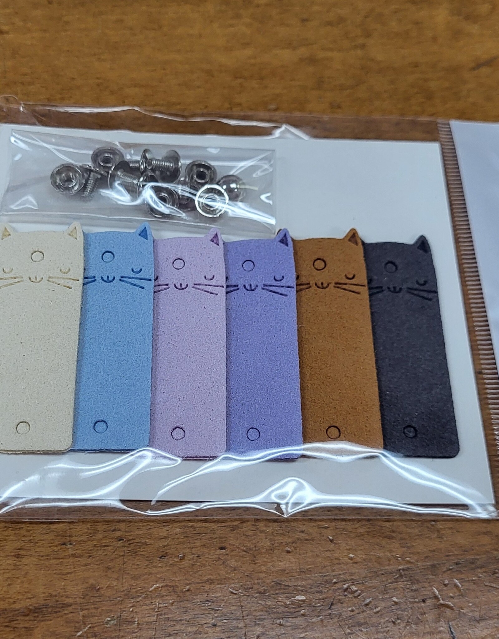 Coley Cat leather tags vertical