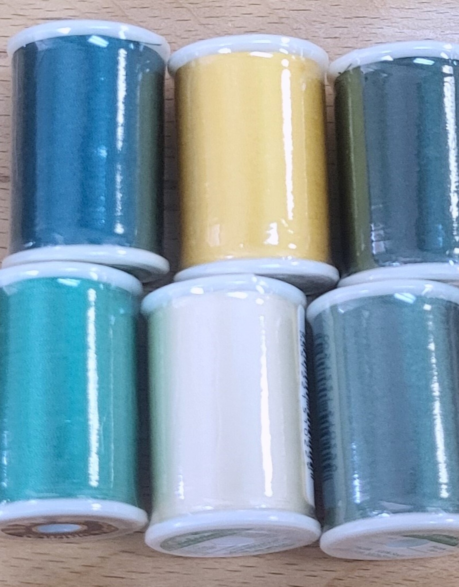 Clover Clover Silk Thread