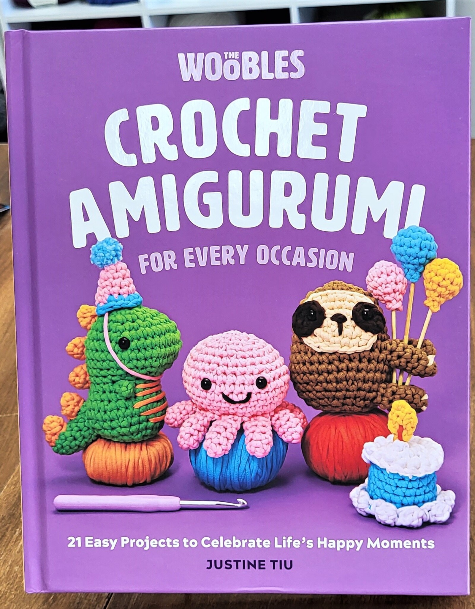 Close-Knit Yarn Cooperative Intermediate Crochet with the Woobles