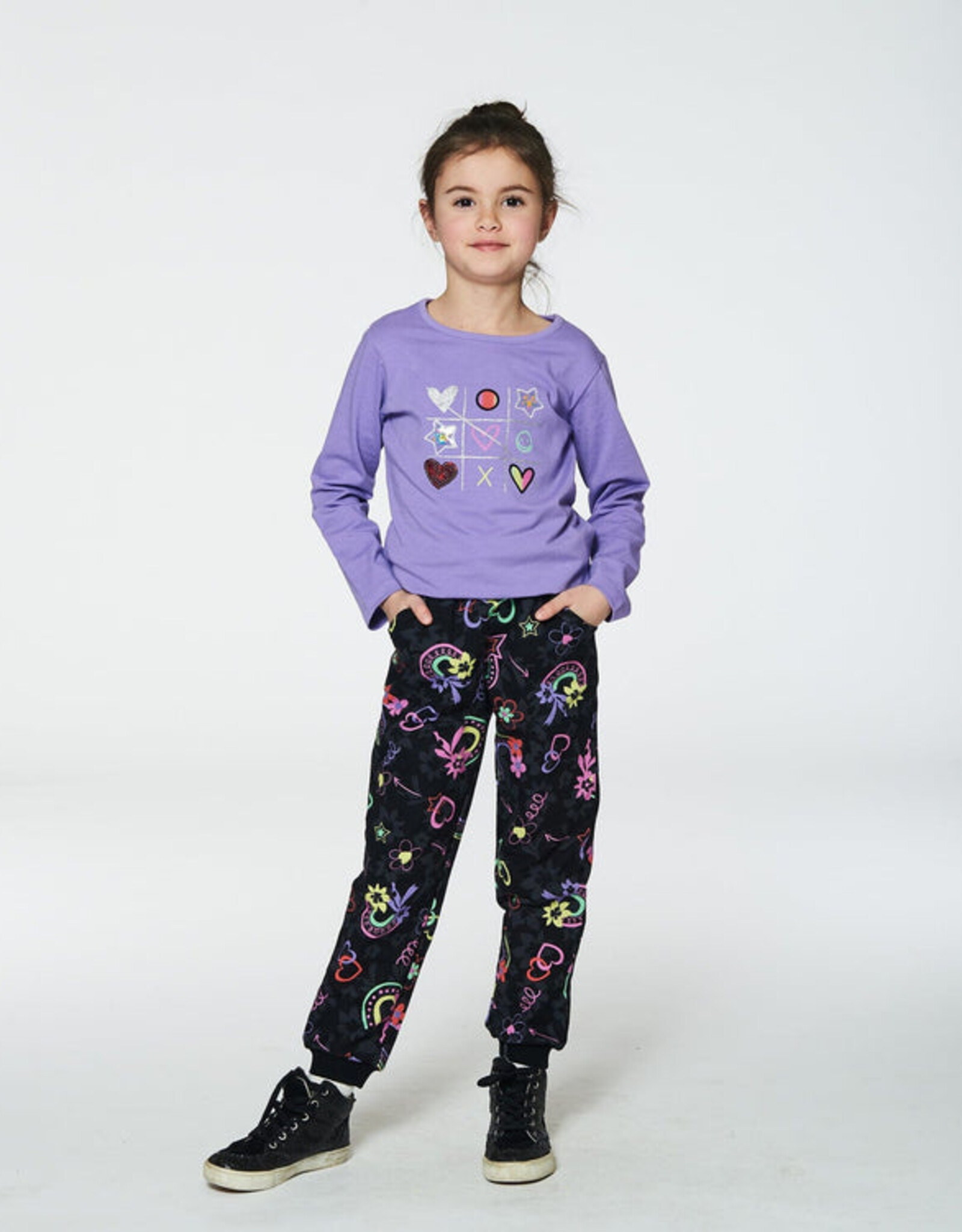 DeuxParDeux FA24 G Tic-Tac-Toe Heart Top