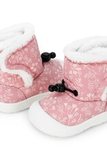 Jan & Jul FA25 Stay-Put Trail Booties