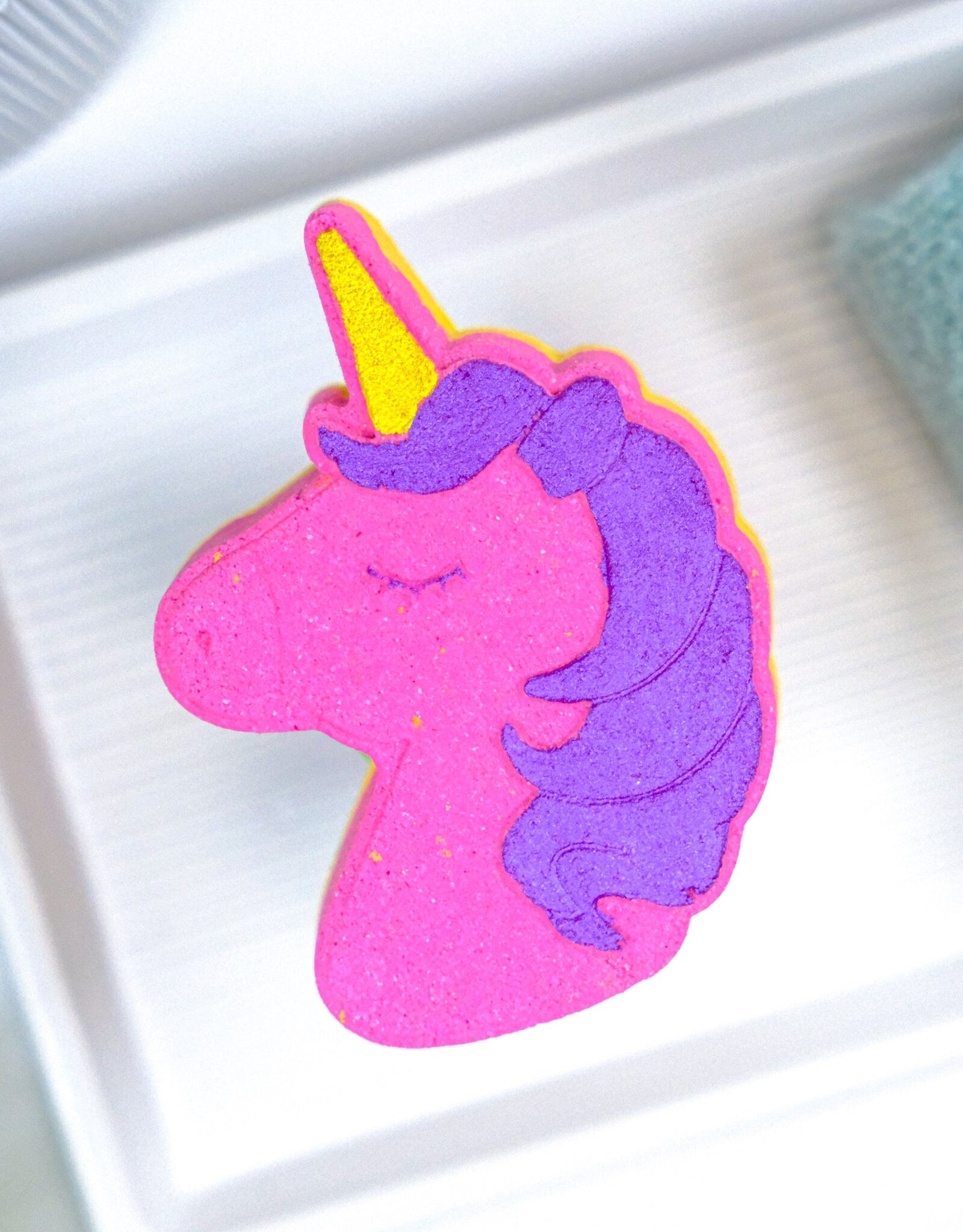 Happy Hippo Bath Unicorn w/Charm Bath Bomb