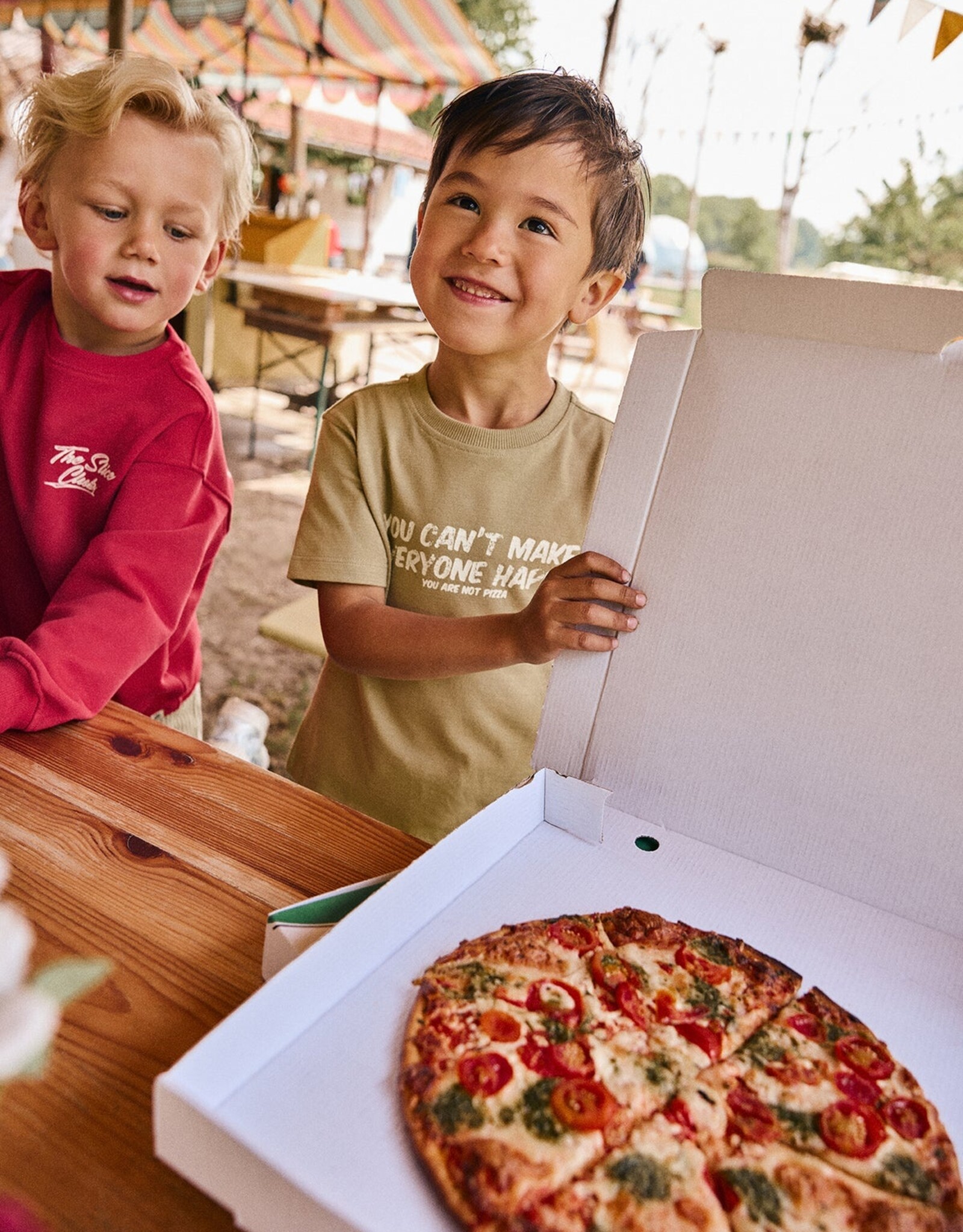 Daily Seven SP26 B Everyone Happy T-Shirt