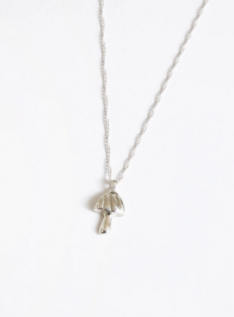 WOLF CIRCUS MUSHROOM CHARM NECKLACE