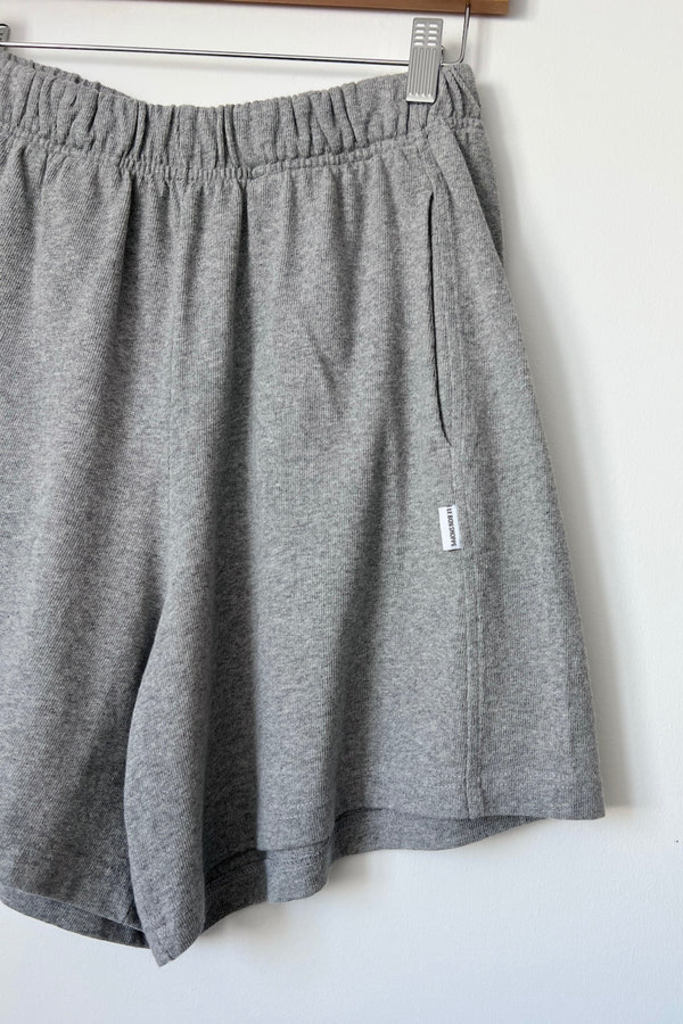 LE BON SHOPPE FLARED BASKETBALL SHORTS