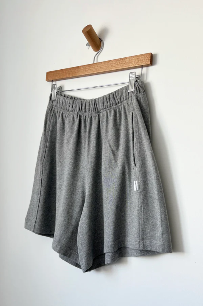 LE BON SHOPPE FLARED BASKETBALL SHORTS