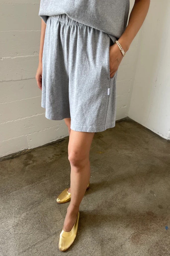 LE BON SHOPPE FLARED BASKETBALL SHORTS