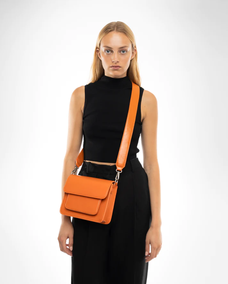 Hvisk cayman online pocket