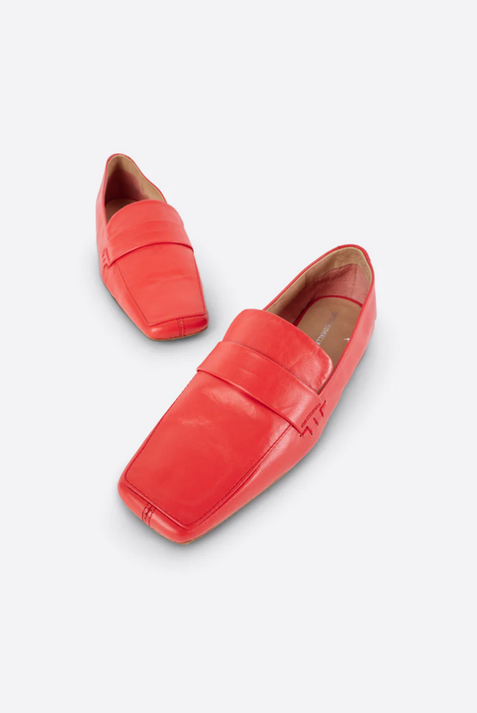 INTENTIONALLY BLANK PINKY LOAFER