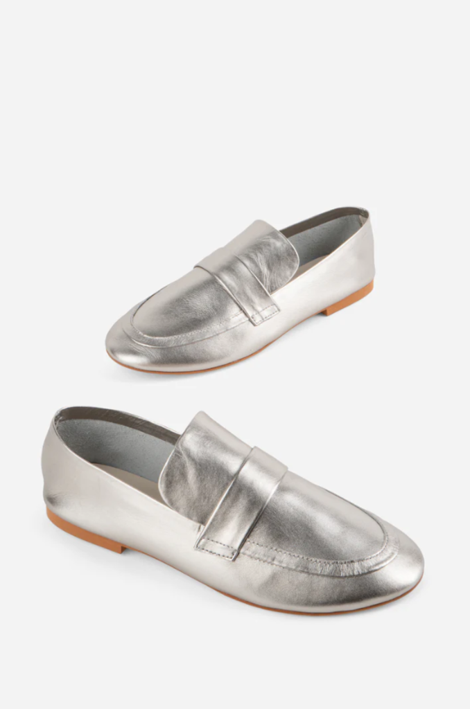 INTENTIONALLY BLANK PERM LOAFER