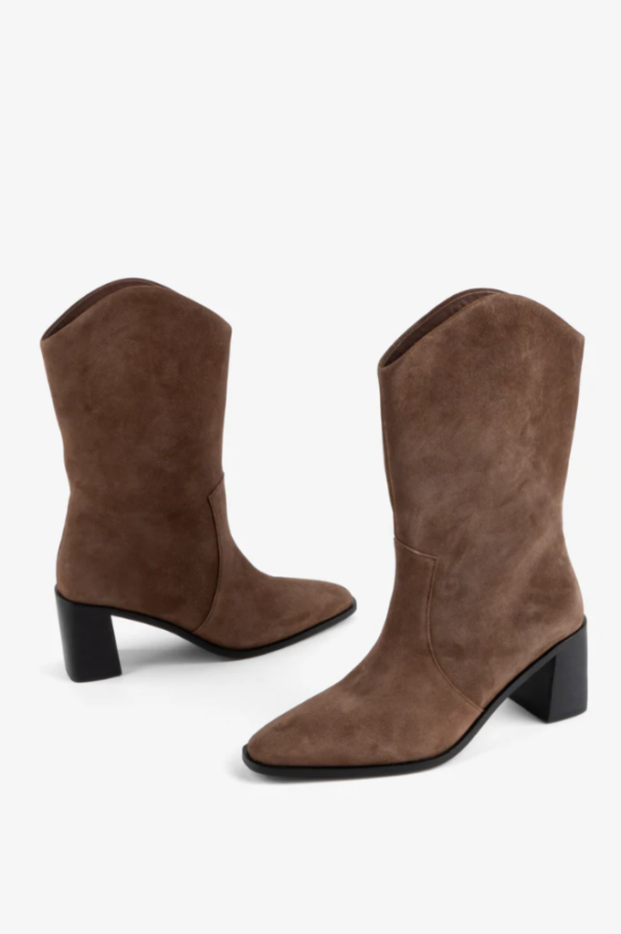 INTENTIONALLY BLANK WORTH HEELED BOOT