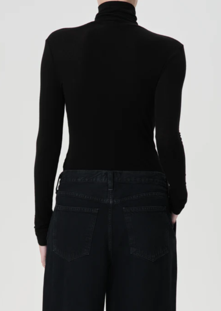 AGOLDE PASCALE TURTLENECK