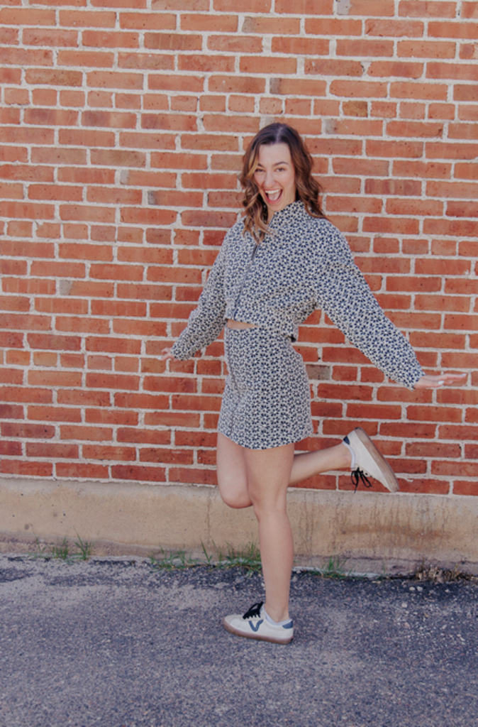 DAISY EMBROIDERED SKIRT