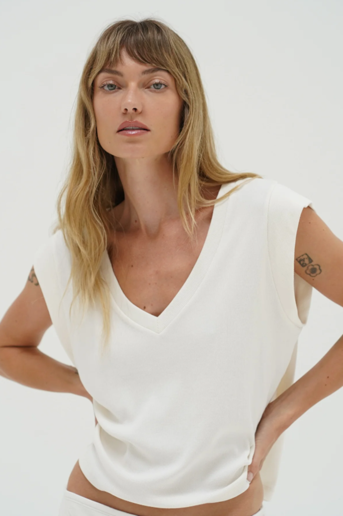 LNA ORO RIBBED SLEEVELESS TEE