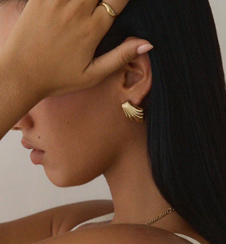 TWENTY COMPASS MEMORIES EARRING