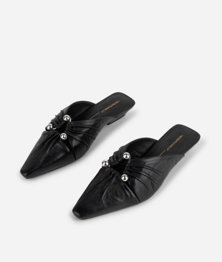 INTENTIONALLY BLANK NOAH HEEL