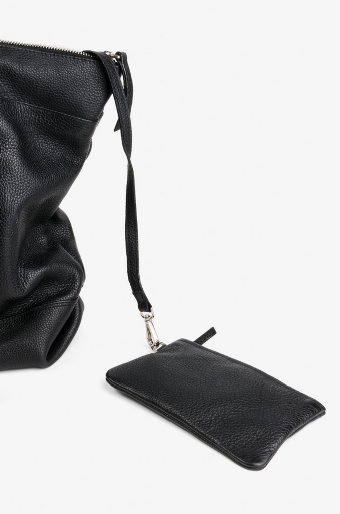 INTENTIONALLY BLANK NEVADA WEEKENDER BAG