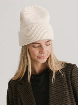 GIGI PIP LOU KNIT BEANIE