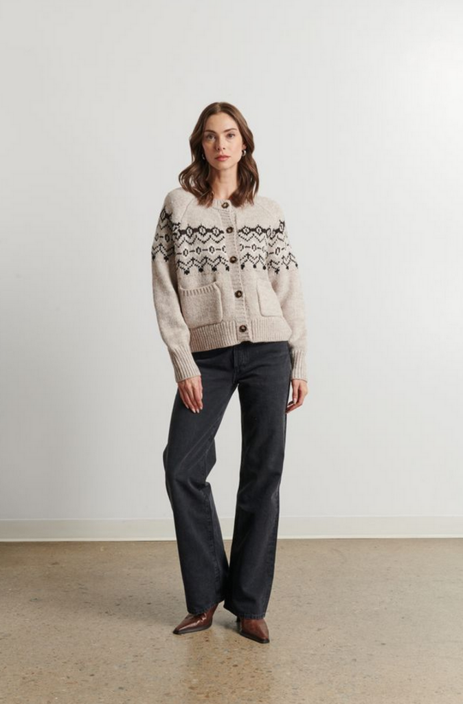 LINE NOA SWEATER