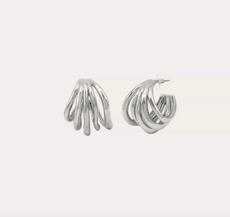 PETIT MOMENTS SONOMA HOOP EARRINGS