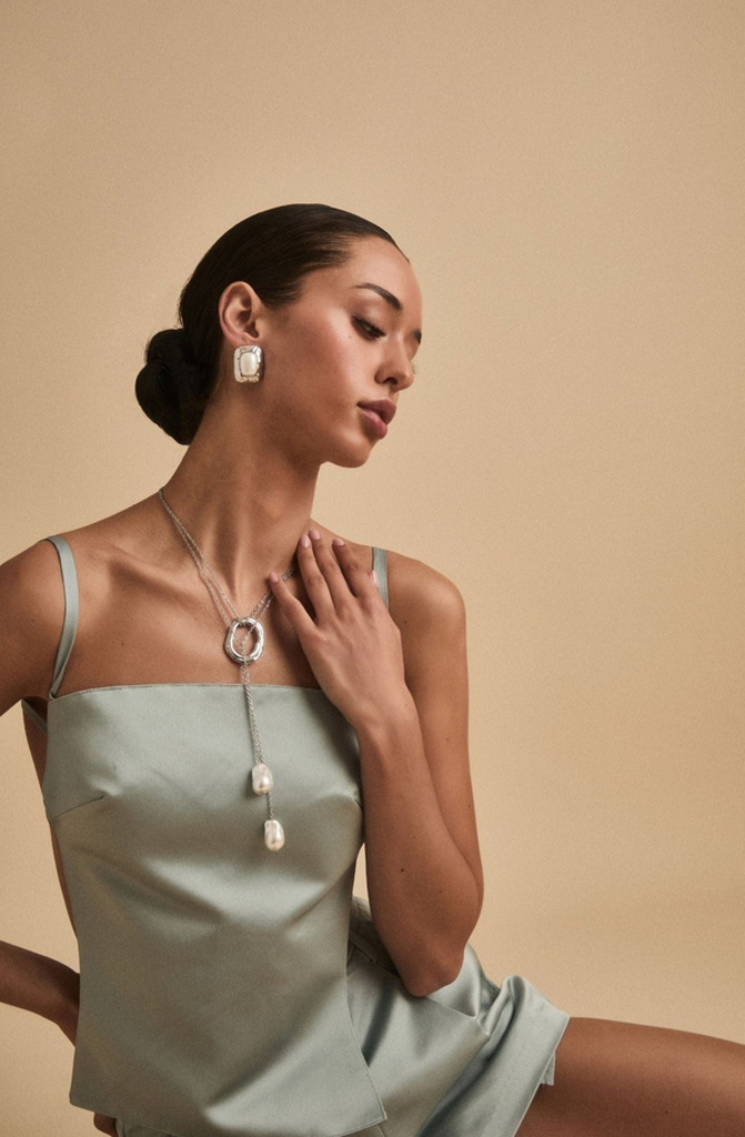 PETIT MOMENTS SOLAR NECKLACE