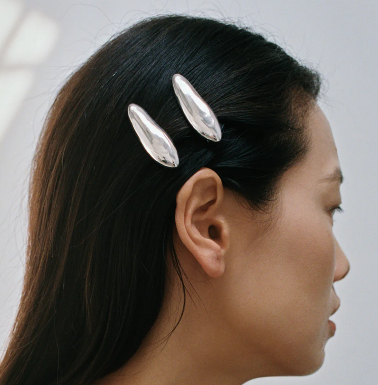 WOLF CIRCUS BEAN CLIP