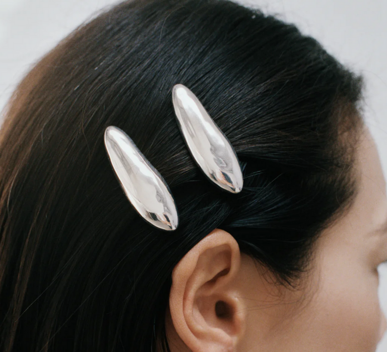 WOLF CIRCUS BEAN CLIP