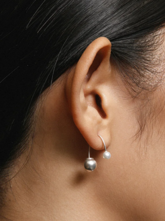 WOLF CIRCUS BEATRICE EARRINGS