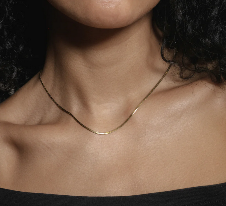 WOLF CIRCUS THIN HERRINGBONE NECKLACE