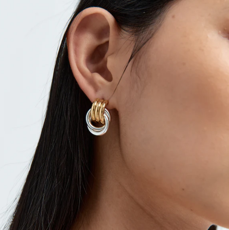 HEAVEN MAYHEM BABY KNOT EARRINGS