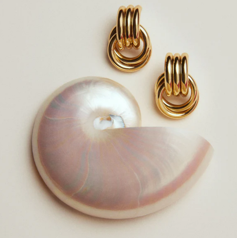 HEAVEN MAYHEM MINI KNOT EARRINGS