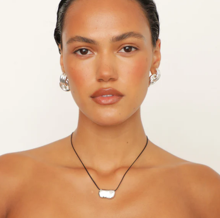 HEAVEN MAYHEM PEBBLE NECKALCE