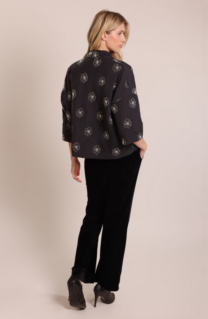 TRAFFIC PEOPLE SHRUG JACKETS