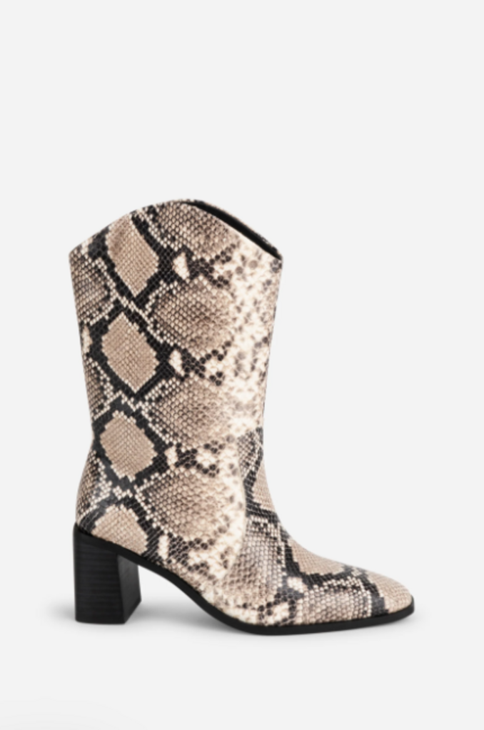 INTENTIONALLY BLANK WORTH HEELED BOOT