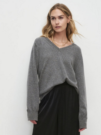 FAVORITE DAUGHTER THE RYANN SWEATER