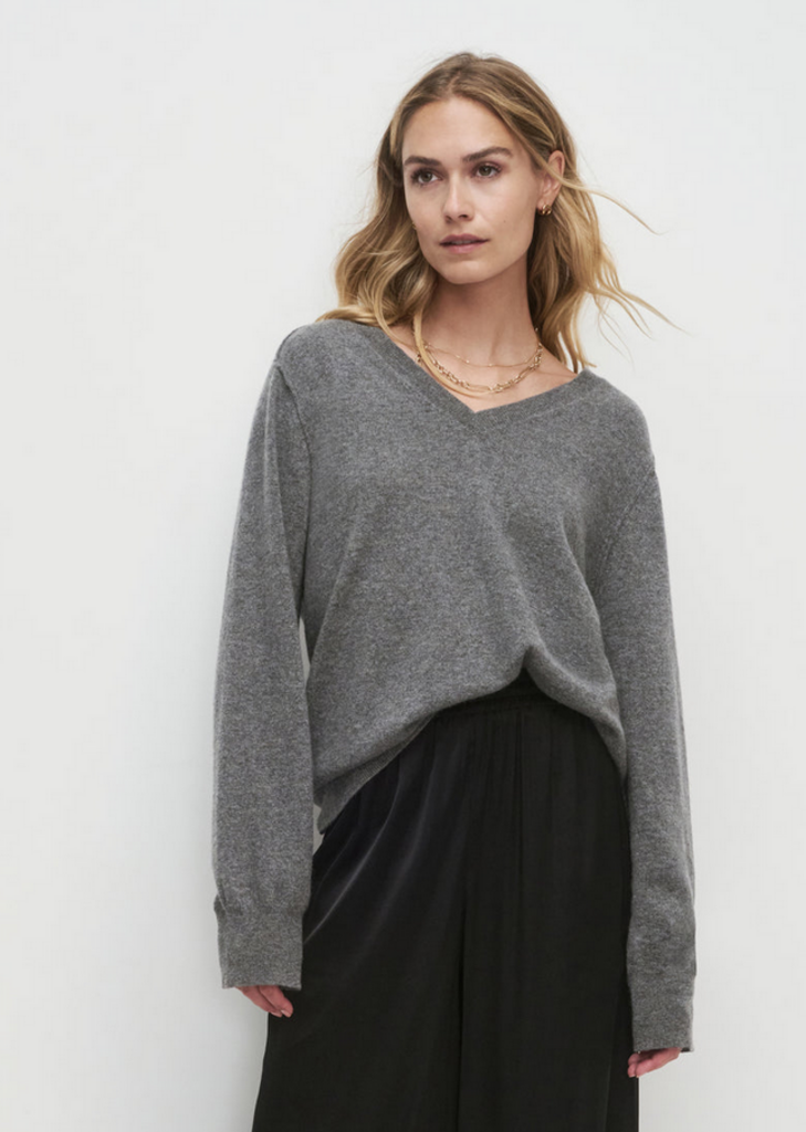 FAVORITE DAUGHTER THE RYANN SWEATER