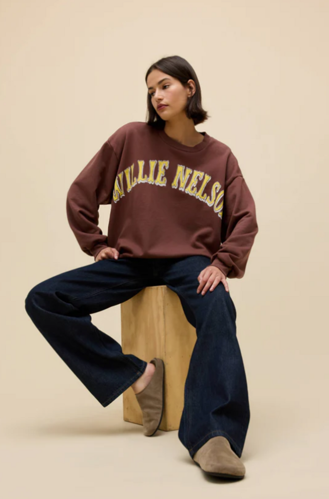 DAYDREAMER WILLIE NELSON OVERSIZED CREW