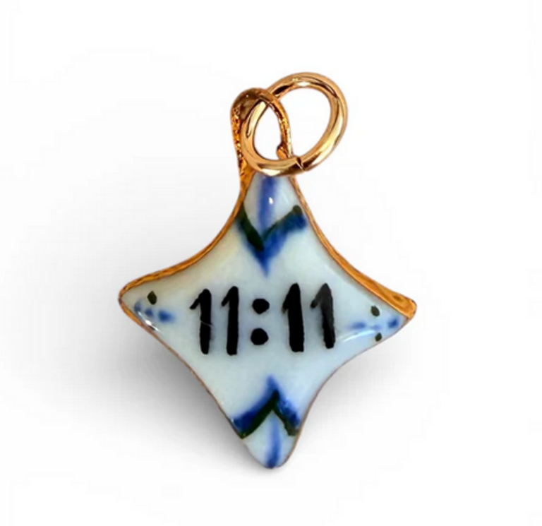 SHA PARLE 11:11 CHARM