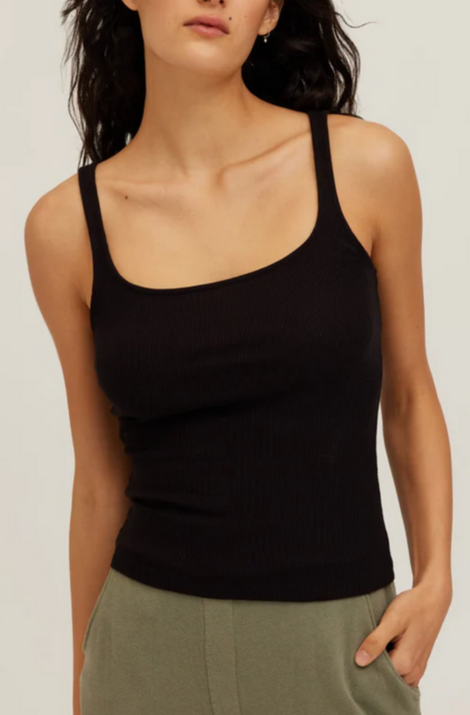 PROJECT SOCIAL T OLSEN SCOOP NECK RIB TANK